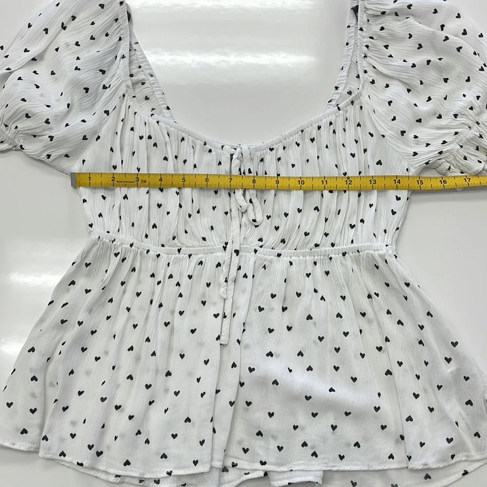 White/ Black Heart Puff Sleeve Top - Picture 5 of 15